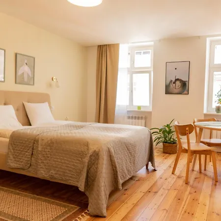 Cocorico Apartments